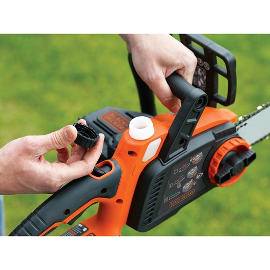 40V MAX* Lithium 12 in. Chainsaw